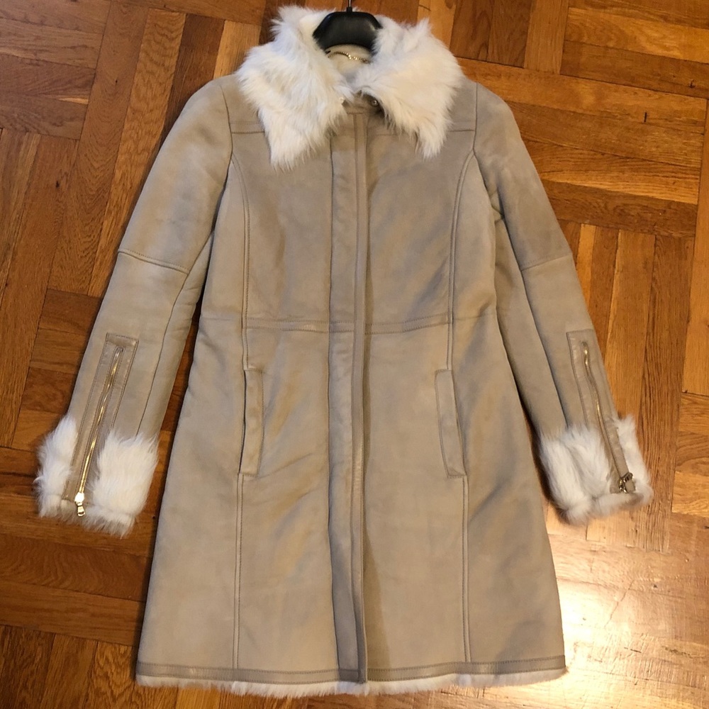 Partizia Pepe beige nude shearling coat size 40